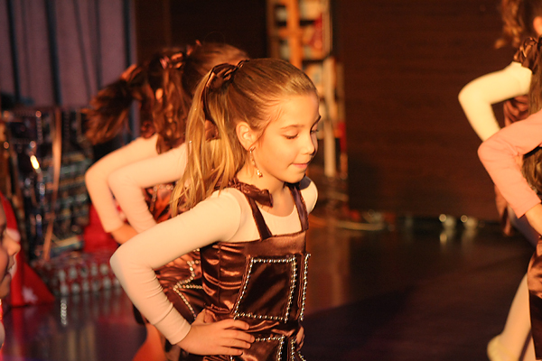 Plesna udruga Gesta: Ima li spasa za Djeda Mraza (Foto:Saša Čuka)