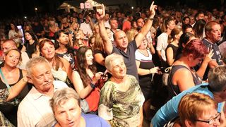 Prvi koncert popularnog slavonskog benda Vigor na otoku Viru