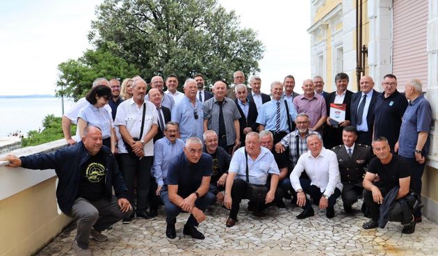 Primanjem u Domu županije uz dodjelu prigodnih zahvalnica svečano je obilježena 32. godišnjica osnutka i borbenog djelovanja 112. brigade Hrvatske vojske.