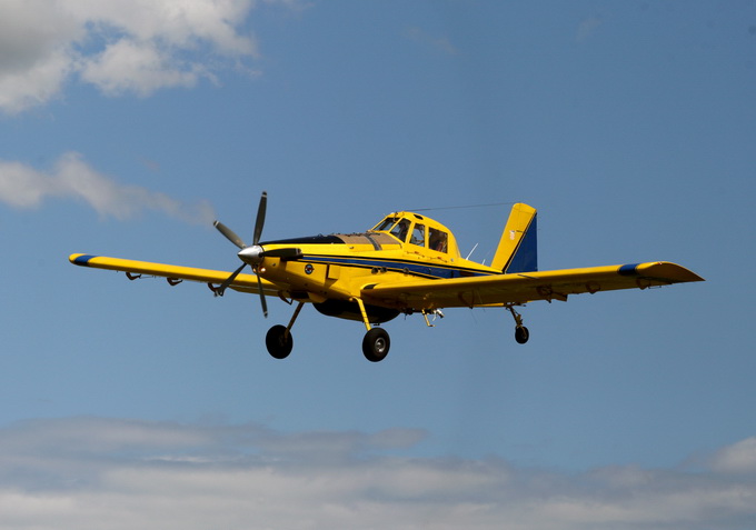 Zadar, 130513.
Predsjednik Vlade RH Zoran Milanovic prisustvovao je programu pokazne vatrogasne vjezbe Ljeto 2013 u Zracnoj luci Zadar. U pokaznoj vatrogasnoj vjezbi sudjelovale su protupozarne snage Drzavne uprave za zastitu i spasavanje, Namjenski orga Zadar, 130513.
Predsjednik Vlade RH Zoran Milanovic prisustvovao je programu pokazne vatrogasne vjezbe Ljeto 2013 u Zracnoj luci Zadar. U pokaznoj vatrogasnoj vjezbi sudjelovale su protupozarne snage Drzavne uprave za zastitu i spasavanje, Namjenski orga