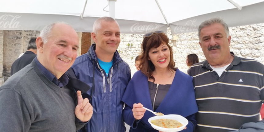 18. Dani masline: Dodjela nagrada u Gradskoj loži i Maslinarskli marendin na Forumu