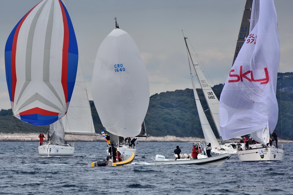U hvarskom akvatoriju održana XXI. Uskršnja regata U hvarskom akvatoriju održana XXI. Uskršnja regata