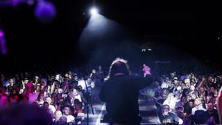 Mišo Kovač i prijatelji na Starom placu u Splitu Mišo Kovač i prijatelji na Starom placu u Splitu