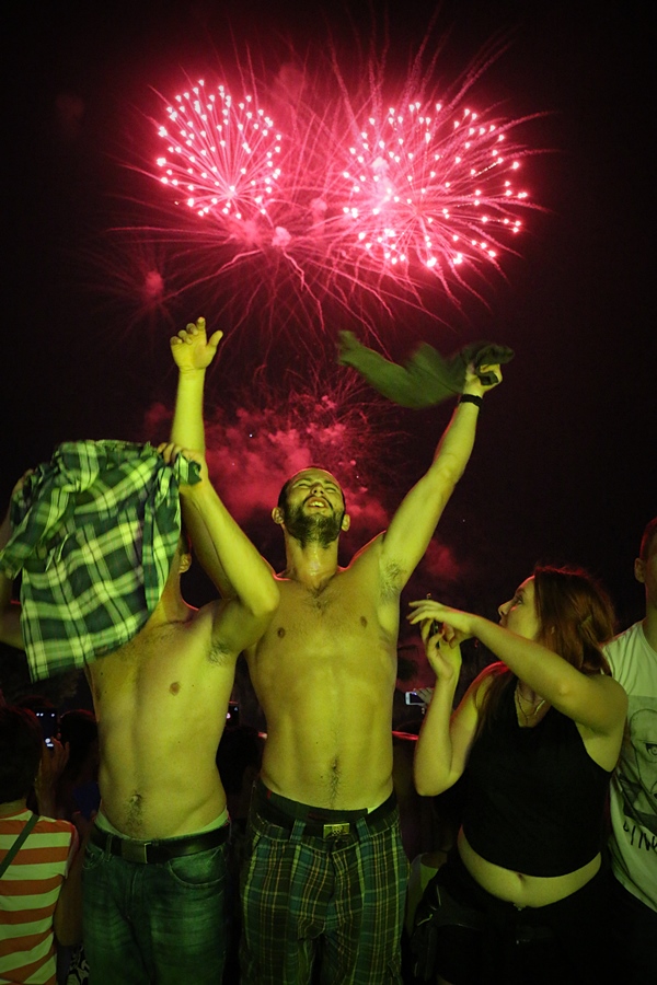 Dan Općine Vir proslavljen uz spektakularni koncert Prljavog Kazališta i vatromet Dan Općine Vir proslavljen uz spektakularni koncert Prljavog Kazališta i vatromet