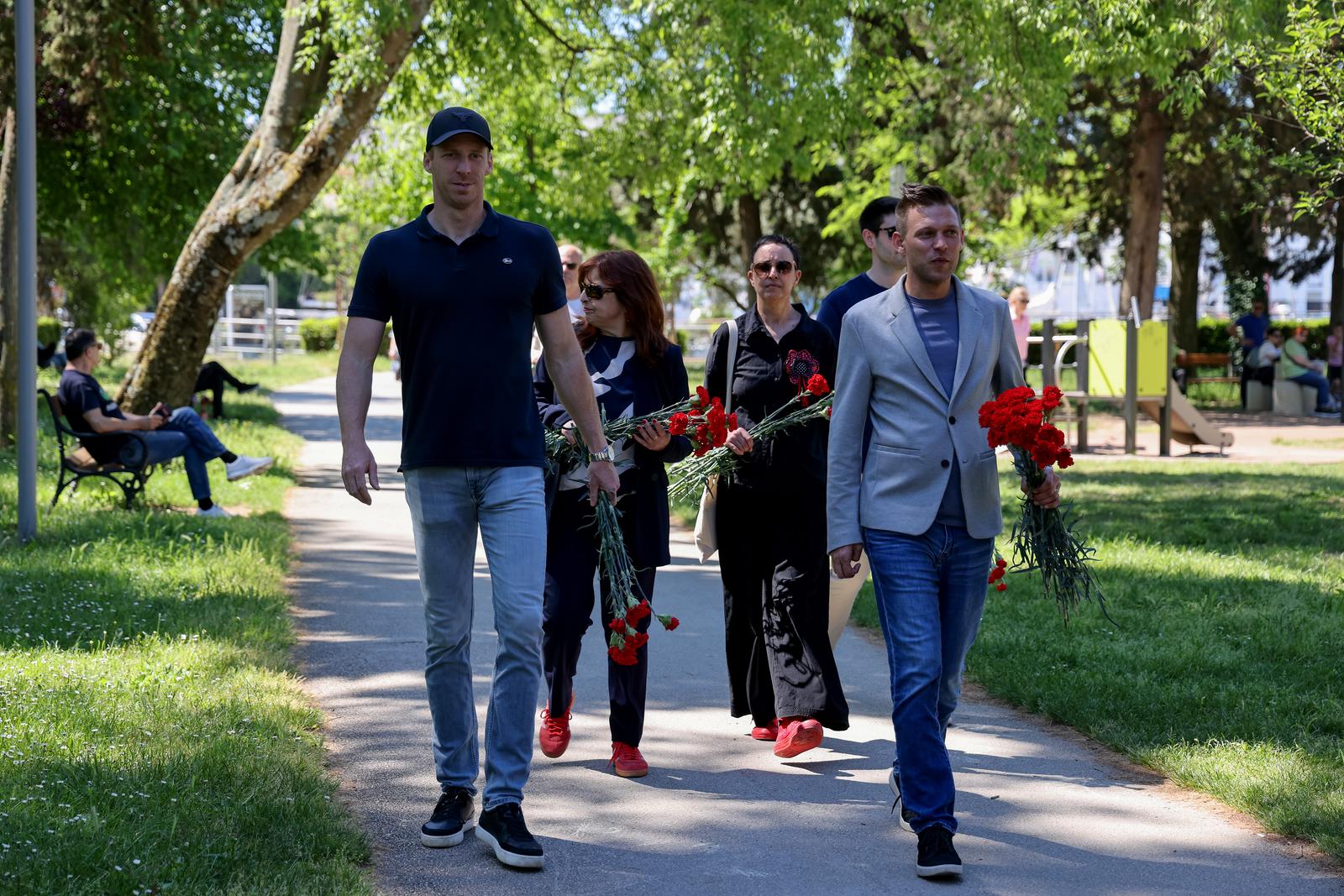Međunarodni praznik rada u Zadru obilježen podjelom graha na Vruljici