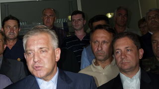 Sanader u posjeti ozljedjenim vatrogascima