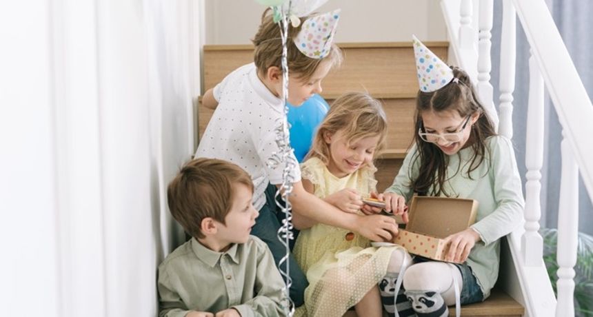 Rođendan, proslava, ilustracija Rođendan, proslava, ilustracija