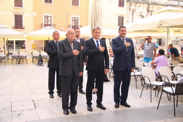 Polaganje lovorovog vijenca na spomen obilježje u povodu Dana antifašističke borbe Polaganje lovorovog vijenca na spomen obilježje u povodu Dana antifašističke borbe