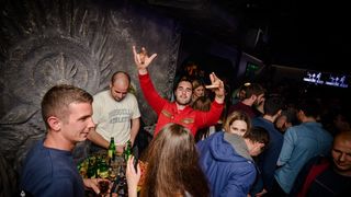 Subotnji party u Svarog baru