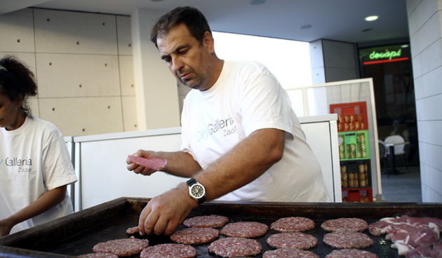 City Galleria: Rodjendanska rostiljada 3. listopada 2009.