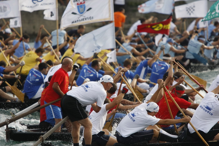 Metkovic, 140810
13. Maraton Ladja na Neretvi od Metkovica do Ploca.
Na slici start maratona u Metkovicu
Foto: Ivo Ravlic / CROPIX