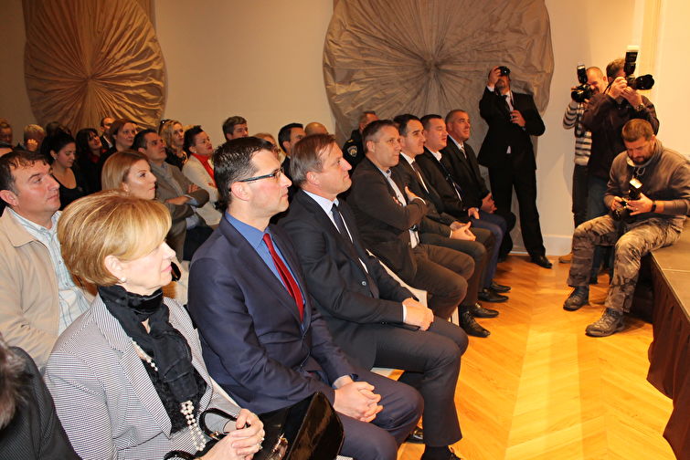 Kneževa palača: Svečana dodjela priznanja “Nasmiješeno sunce” za 2017. godinu Kneževa palača: Svečana dodjela priznanja “Nasmiješeno sunce” za 2017. godinu