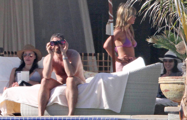 Jennifer Aniston u seksi badiću proslavila 41. rođendan (Jutarnji.hr)