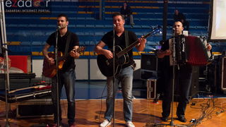 Humanitarno gledanje utakmice Zadar-Cibona u Jazinama Humanitarno gledanje utakmice Zadar-Cibona u Jazinama