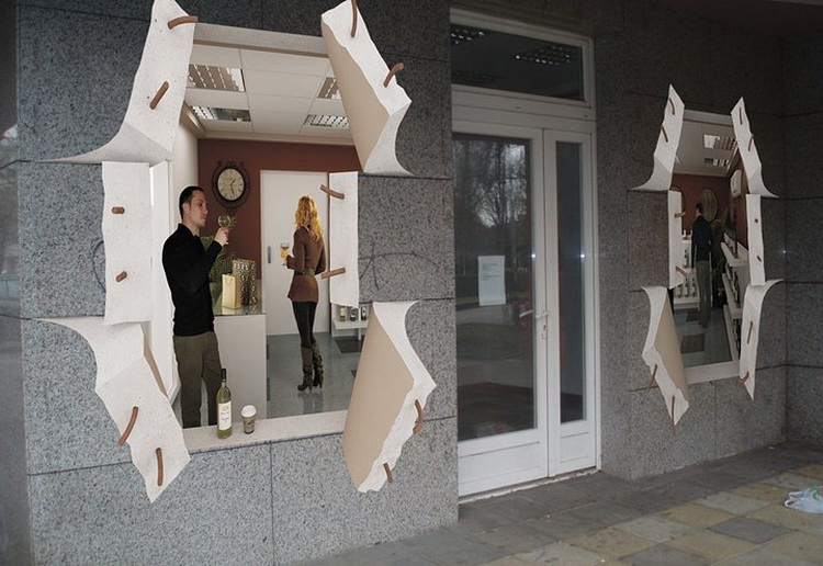 Dino Dević: Zidni murali