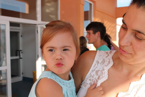 Benkovac: građanska akcija “Kad se male ruke slože – za veseliji grad” Benkovac: građanska akcija “Kad se male ruke slože – za veseliji grad”