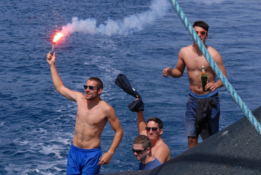 Tunuara 2016 – defile ribarica, spremanje brudeta, demonstracija ribarske vještine i koncert Zorica Kondža. Foto: TZ općine Kali/Adam Vidas Tunuara 2016 – defile ribarica, spremanje brudeta, demonstracija ribarske vještine i koncert Zorica Kondža. Foto: TZ općine Kali/Adam Vidas