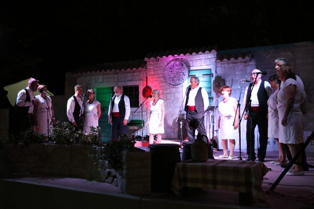 Osam klapa nastupilo na klapskoj manifestaciji “Virska terca” Osam klapa nastupilo na klapskoj manifestaciji “Virska terca”