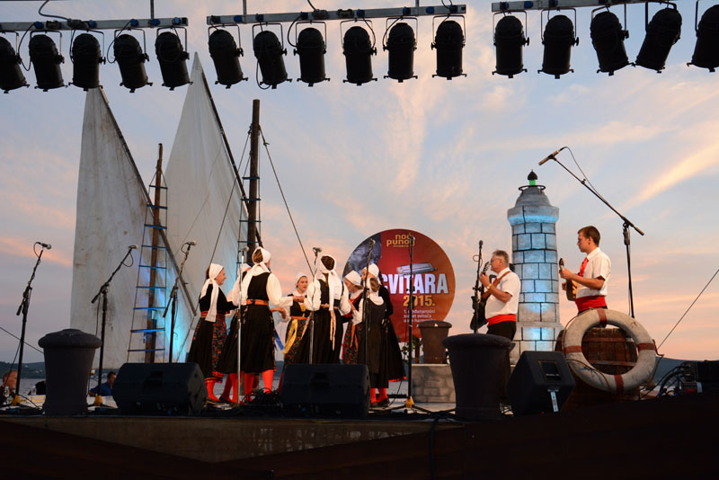 Međunarodno natjecanje svirača usne harmonike – Cvitara 2015., Footo: Lucija Juravić Međunarodno natjecanje svirača usne harmonike – Cvitara 2015., Footo: Lucija Juravić