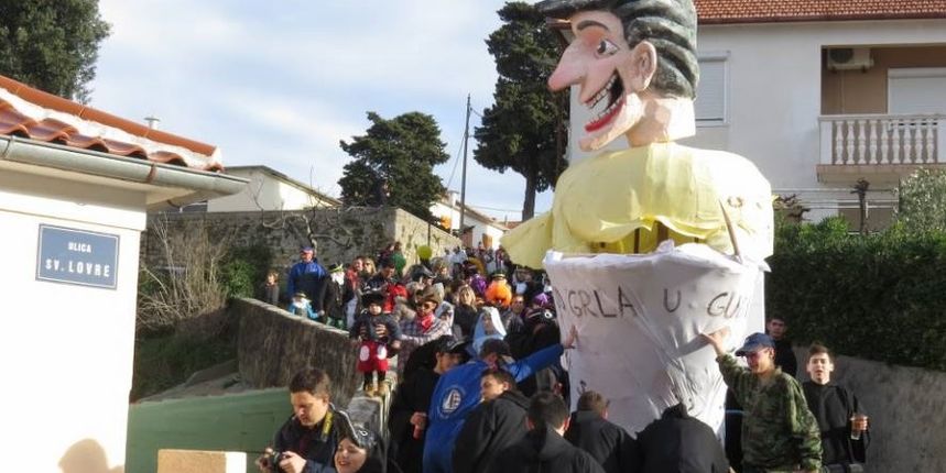 Kualjske maškare Kualjske maškare