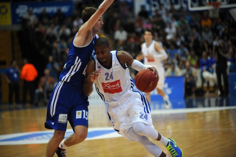 KC Drazen Petrovic, Zagreb – A1 Liga za prvaka, prva utakmica finala doigravanja. KK Cibona – KK Zadar. Photo: Danijel Kasap/PIXSELL KC Drazen Petrovic, Zagreb – A1 Liga za prvaka, prva utakmica finala doigravanja. KK Cibona – KK Zadar. Photo: Danijel Kasap/PIXSELL