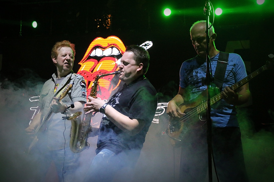 Dan Općine Vir proslavljen uz spektakularni koncert Prljavog Kazališta i vatromet Dan Općine Vir proslavljen uz spektakularni koncert Prljavog Kazališta i vatromet