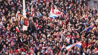 Panorama svečanog dočeka hrvatske rukometne reprezentacije u Zagrebu