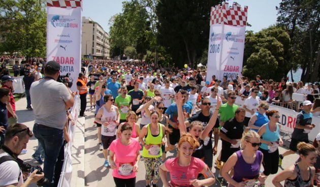 Wings For Life Word Run 2016. Preko 7 tisuća trkača startalo je u humanitarnoj utrci sa zadarskog Foruma. #cijelisvijetzajedancilj Foto: Iva Perinčić