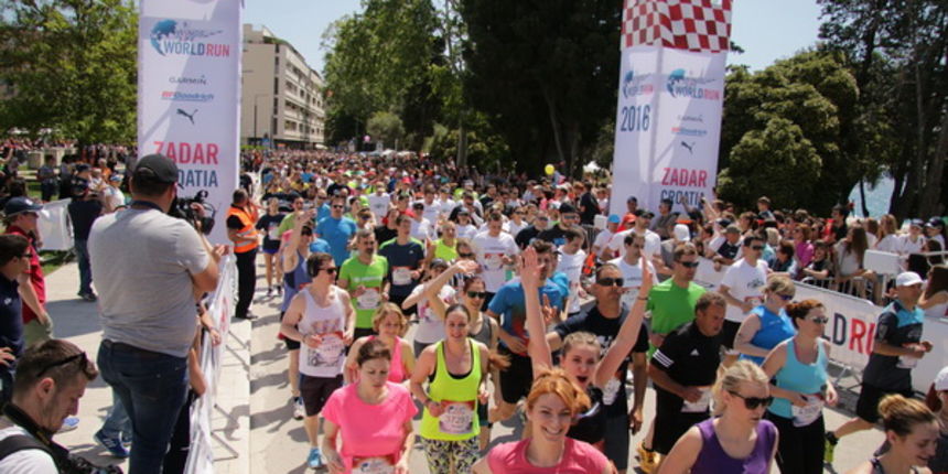Wings For Life Word Run 2016. Preko 7 tisuća trkača startalo je u humanitarnoj utrci sa zadarskog Foruma. #cijelisvijetzajedancilj Foto: Iva Perinčić Wings For Life Word Run 2016. Preko 7 tisuća trkača startalo je u humanitarnoj utrci sa zadarskog Foruma. #cijelisvijetzajedancilj Foto: Iva Perinčić