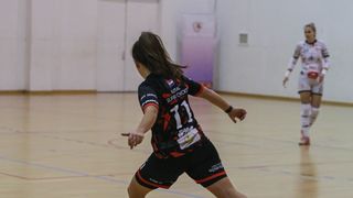 Futsal Super chicks – MC PLUS 2:5 Futsal Super chicks – MC PLUS 2:5