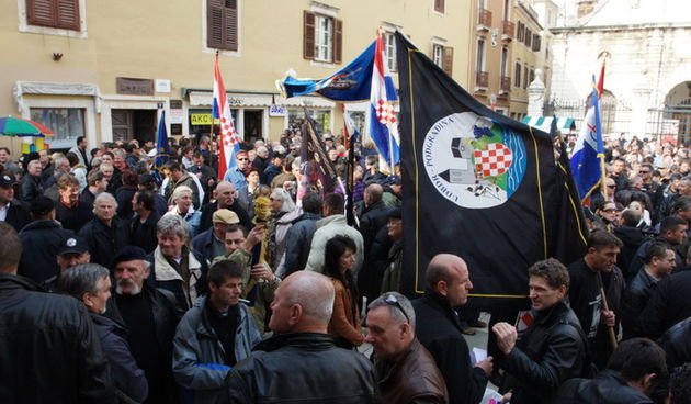Mirni prosvjed Zajednice braniteljskih udruga Zadarske županije
