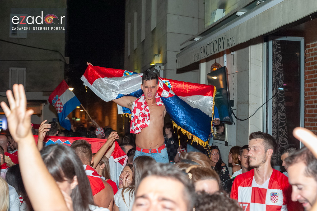 Zadar je gorio: Velika fešta nakon plasmana Vatrenih u finale Svjetskog prvenstva