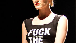 Trodnevna modna manifestacija Zadar fashion nights održava se na Trgu Ivana Pavla II. Prve večeri, pod nazivom ‘Urban Night’ predstavili su se kreatori i modne kuće: Toni Brekalo, Galko, Callegari, Oktan, Ana Milin i Margarete Ete. U glazbenom dijelu prog Trodnevna modna manifestacija Zadar fashion nights održava se na Trgu Ivana Pavla II. Prve večeri, pod nazivom ‘Urban Night’ predstavili su se kreatori i modne kuće: Toni Brekalo, Galko, Callegari, Oktan, Ana Milin i Margarete Ete. U glazbenom dijelu prog