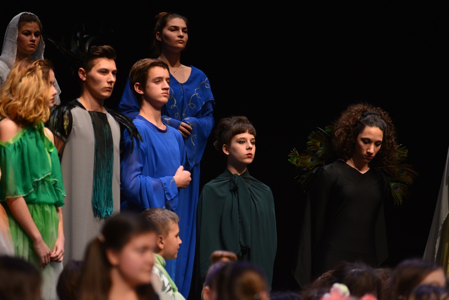 Premijera predstave “U sjeni” udruge “Igrajmo se” Premijera predstave “U sjeni” udruge “Igrajmo se”