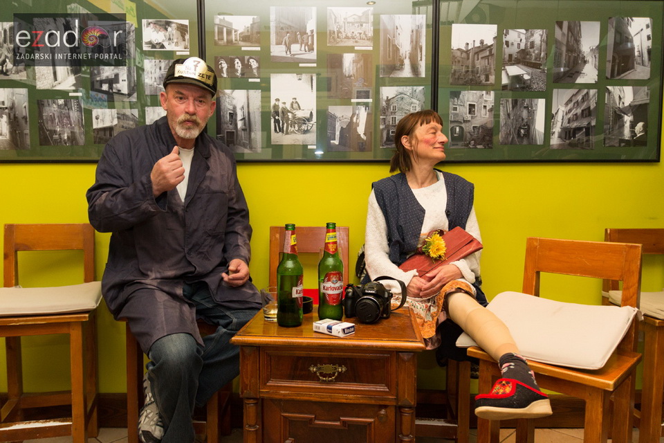 Cafe bar Doma: Povratak u Dolinu ćupova Cafe bar Doma: Povratak u Dolinu ćupova