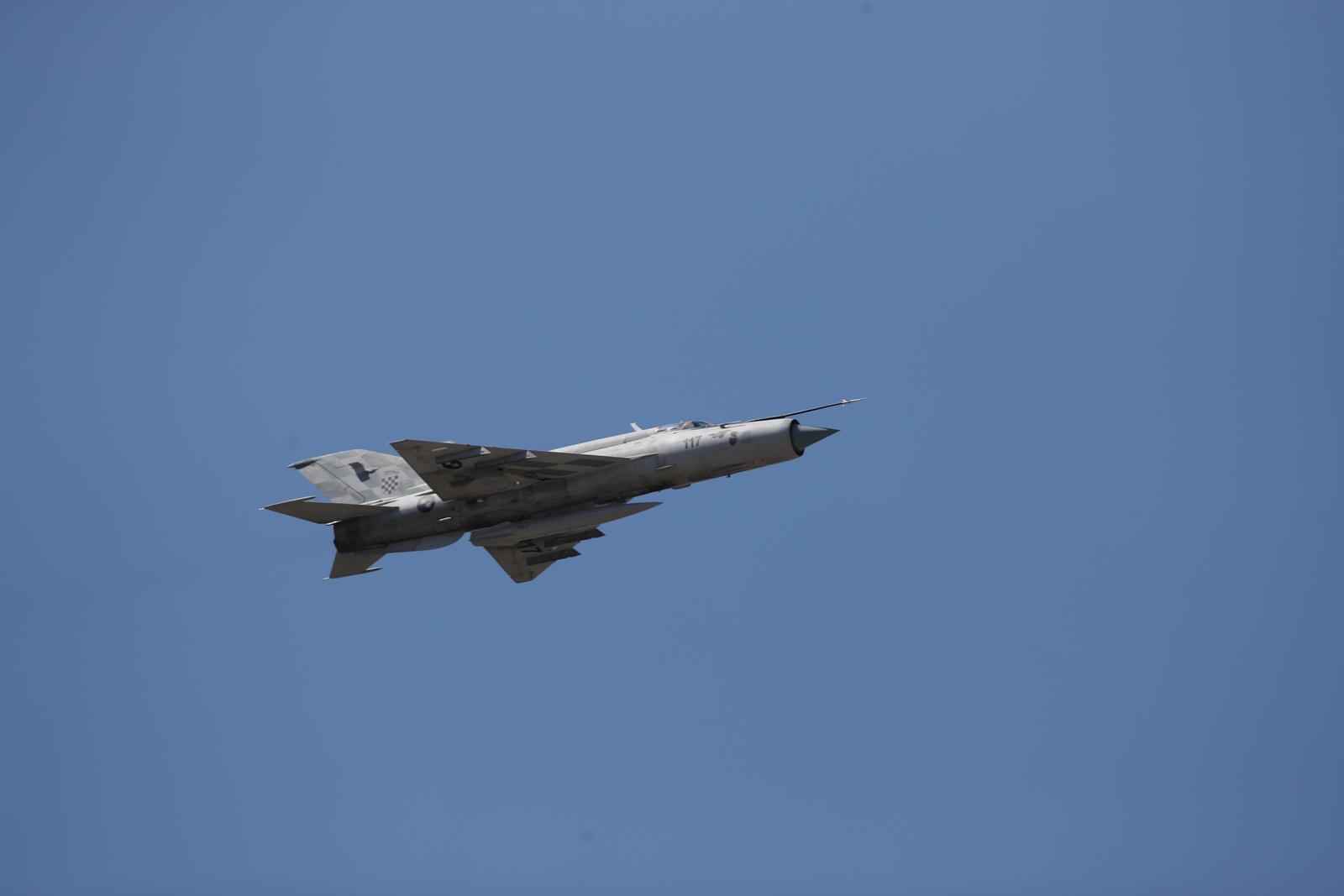 Preleti Rafalea i Krila oluje na obilježavanju 29. obljetnice VRO Oluja @ Knin Preleti Rafalea i Krila oluje na obilježavanju 29. obljetnice VRO Oluja @ Knin