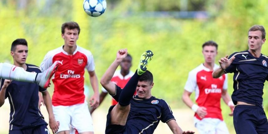 16.09.2015., stadion Hitrec-Kacian, Zagreb – UEFA Liga mladih, skupina F, 1. kolo, GNK Dinamo – Arsenal FC. Amer Gojak. Photo: Slavko Midzor/PIXSELL 16.09.2015., stadion Hitrec-Kacian, Zagreb – UEFA Liga mladih, skupina F, 1. kolo, GNK Dinamo – Arsenal FC. Amer Gojak. Photo: Slavko Midzor/PIXSELL