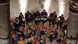 Image 1082123 (auto)