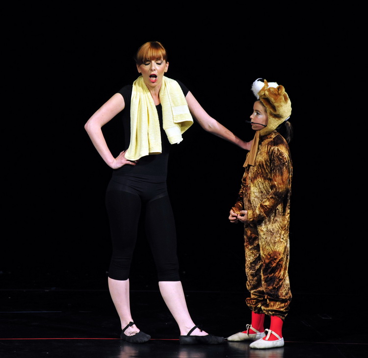 HNK Zadar: Plesna udruga Festa – “Izašli iz priče (a netko i iz papučice)”, Foto: Željko Karavida HNK Zadar: Plesna udruga Festa – “Izašli iz priče (a netko i iz papučice)”, Foto: Željko Karavida