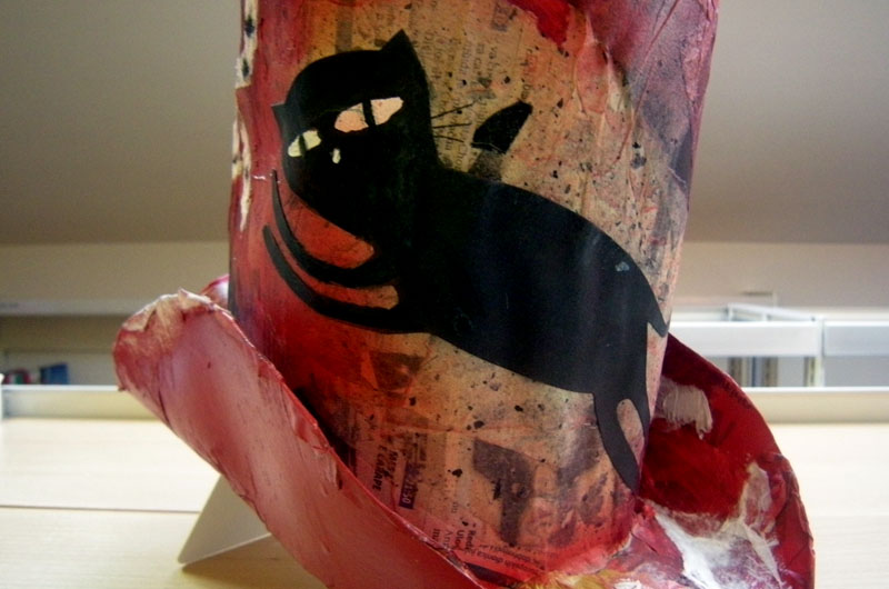 Izložba šešira hrvatskih ilustratora