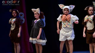 Predstava “Odgojoj” Plesne udruge Gesta u HNK Zadar