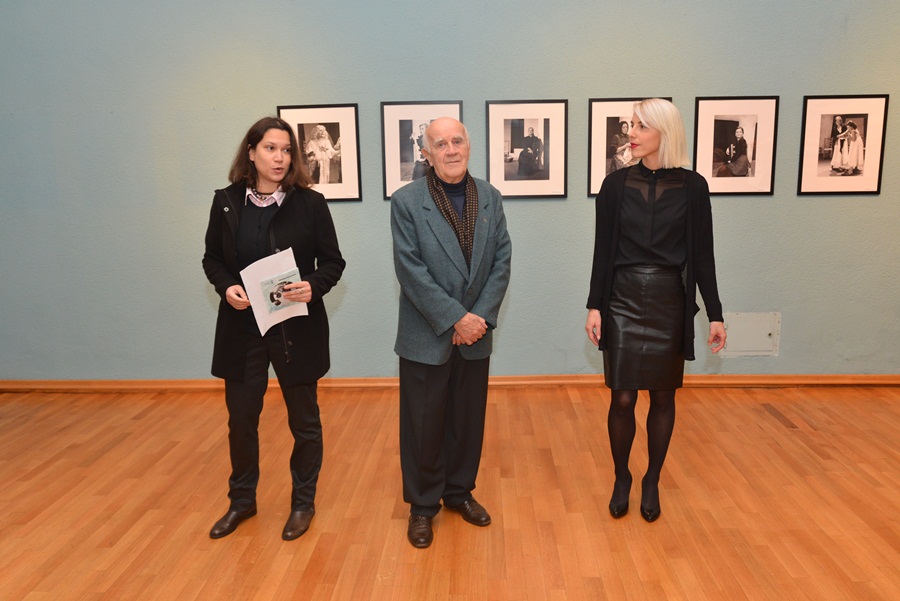 Otvorenje izložbe Abdulaha Seferovića “Dom Bernarde Albe – 1974.” Otvorenje izložbe Abdulaha Seferovića “Dom Bernarde Albe – 1974.”