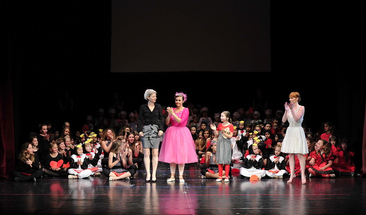 HNK Zadar: Plesna udruga Festa – “Izašli iz priče (a netko i iz papučice)”, Foto: Željko Karavida HNK Zadar: Plesna udruga Festa – “Izašli iz priče (a netko i iz papučice)”, Foto: Željko Karavida