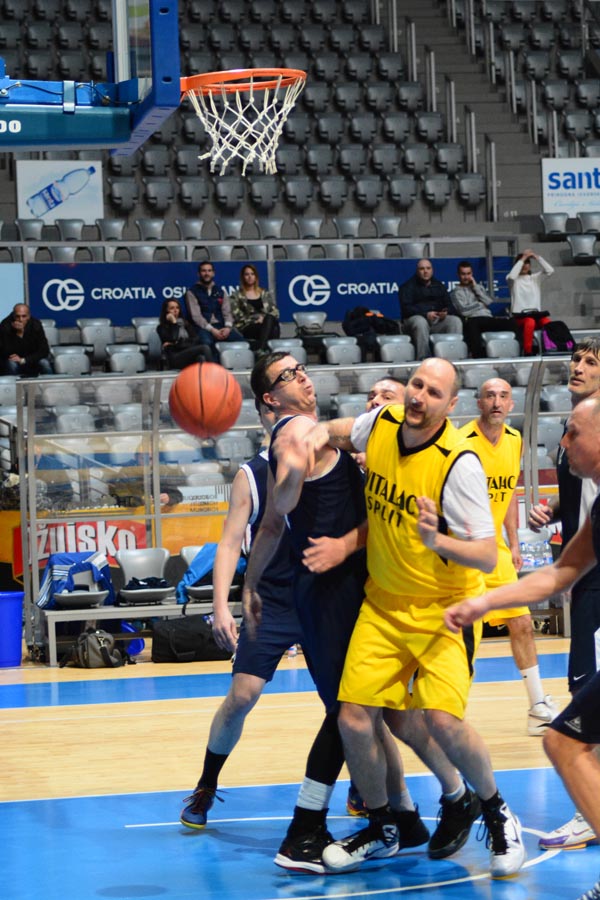 3. OTP masters vetera.a, M 45+: Vitalac Split – MORH Zagreb 54-55, foto. Iva Perinčić 3. OTP masters vetera.a, M 45+: Vitalac Split – MORH Zagreb 54-55, foto. Iva Perinčić