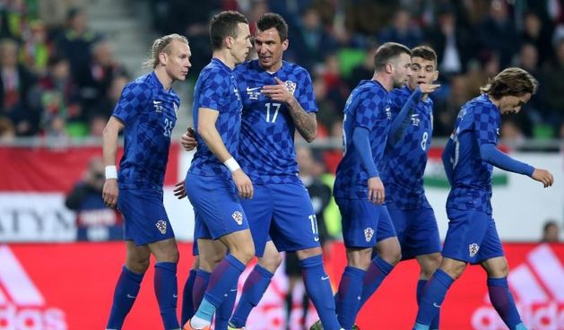 26.03.2016., Budimpesta, stadion Groupama Arena – Prijateljska nogometna utakmica, Madjarska – Hrvatska. Domagoj Vida, Ivan Perisic, Mario Mandzukic. Photo: Igor Kralj/PIXSELL