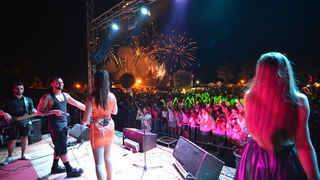Virska noć 2015. uz koncert Lane Jurčević i Luke Nižetića te valičanstveni vatromet, Foto: Iva Perinčić Virska noć 2015. uz koncert Lane Jurčević i Luke Nižetića te valičanstveni vatromet, Foto: Iva Perinčić