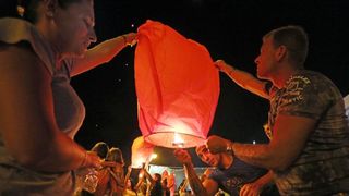 Vodice: Puštanjem lampiona obilježena 10. obljetnica Kornatske tragedije Vodice: Puštanjem lampiona obilježena 10. obljetnica Kornatske tragedije