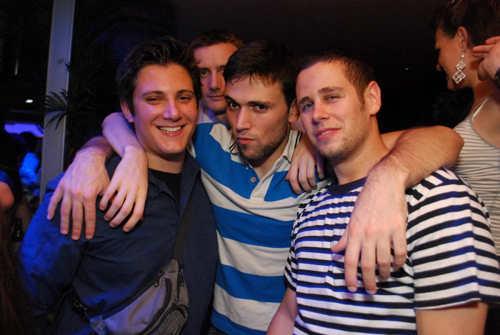 Image 805739 (auto) Image 805739 (auto)