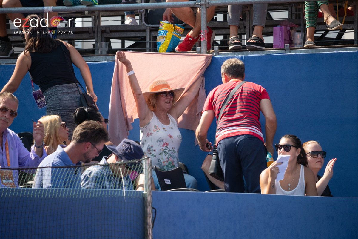 Davis Cup: Vruća navijačka atmosfera u meču Ćilića i Querreya
