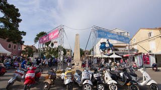 OLYMPUS DIGITAL CAMERA OLYMPUS DIGITAL CAMERA